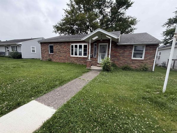 702 W Grant Street, Hartford City, IN 47348