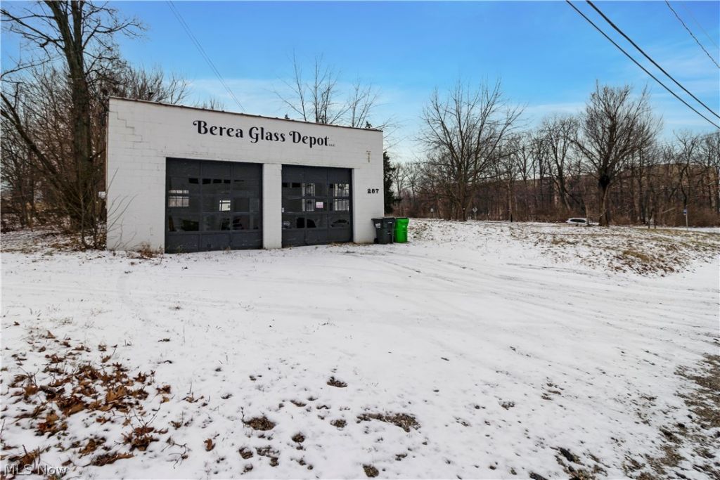 358 N Rocky River Drive , Berea, OH 44017 Main Photo
