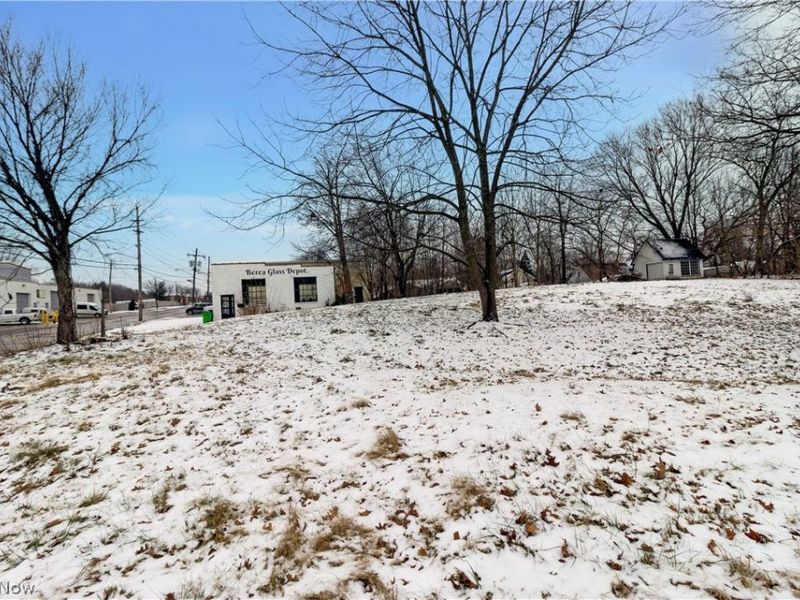 358 N Rocky River Drive, Berea, OH 44017 Photo 5