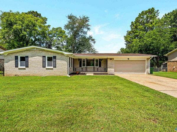 11026 Mcbride Drive, Huntsville, AL 35803