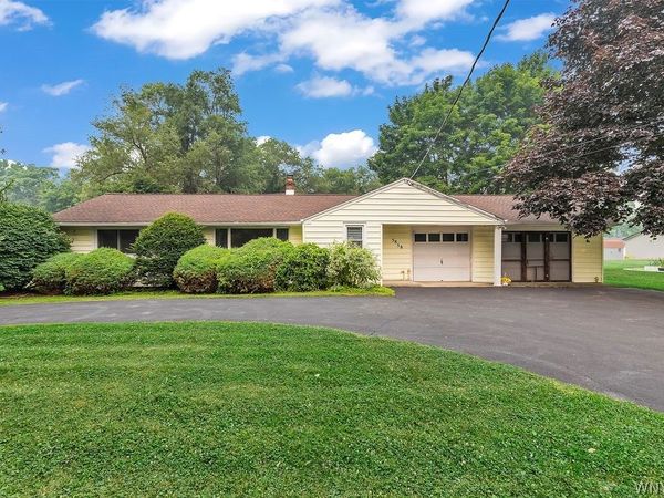 5858 N Kline Road , Lewiston, NY 14092
