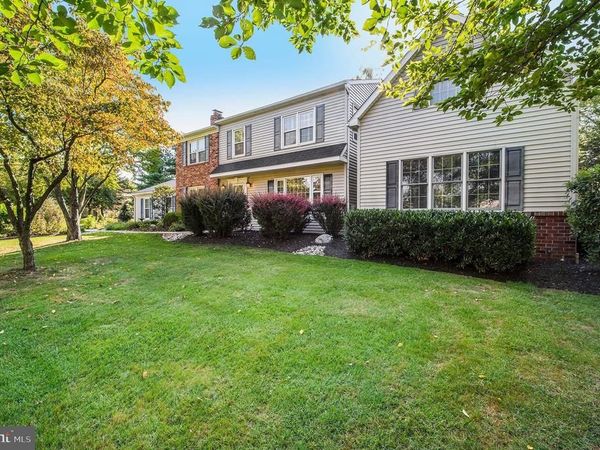 1770 SLAYTON DRIVE, BLUE BELL, PA 19422