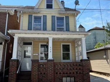 230 W EARLY AVENUE, COALDALE, PA 18218