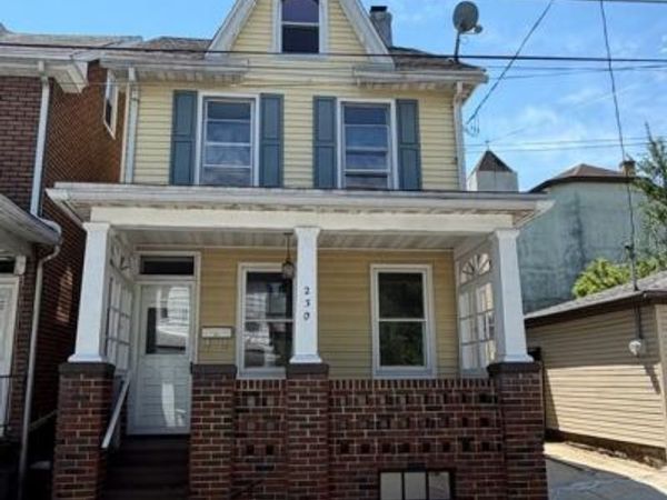 230 W EARLY AVENUE, COALDALE, PA 18218