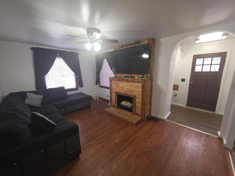 311 W High Street, Mount Gilead, OH 43338 Photo 6