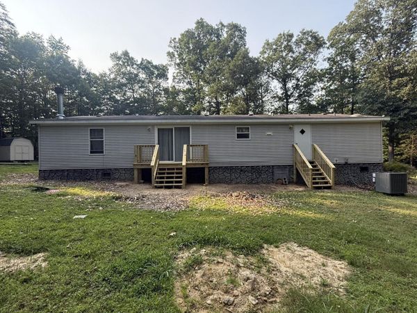 368 Boom Hollow, Alderson, WV 24910