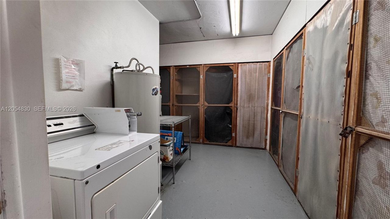 141 NE 10th Ave, Unit 24C, Hallandale Beach, FL 33009 Photo