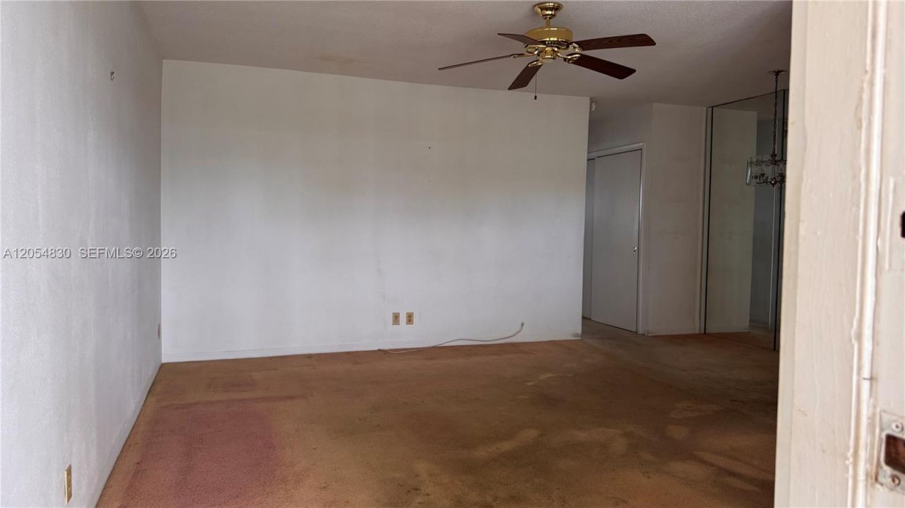 141 NE 10th Ave, Unit 24C, Hallandale Beach, FL 33009 Photo