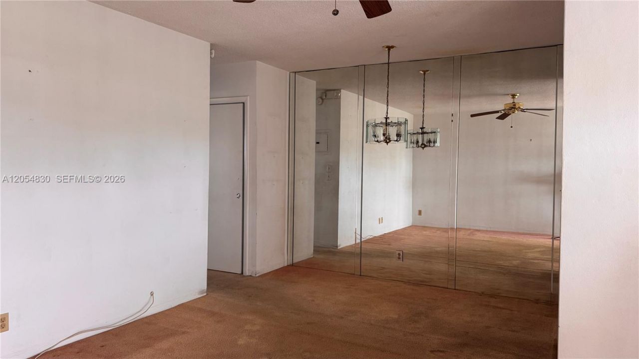 141 NE 10th Ave, Unit 24C, Hallandale Beach, FL 33009 Photo