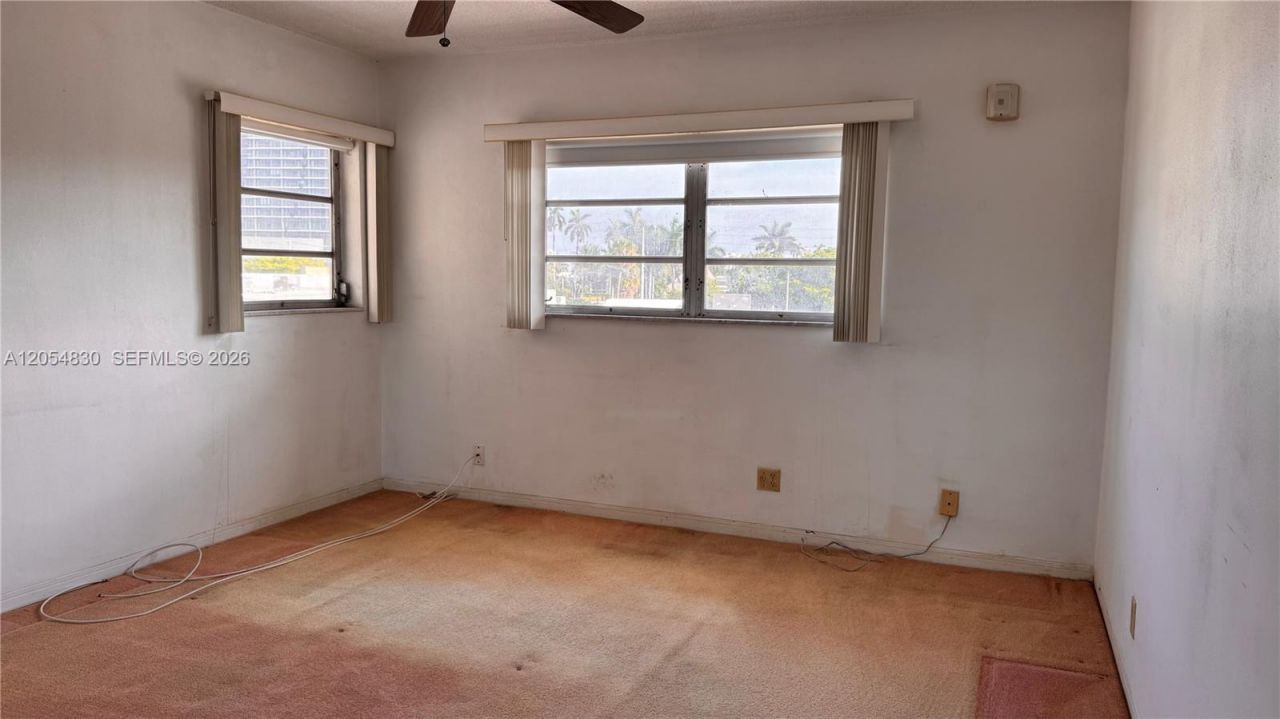 141 NE 10th Ave, Unit 24C, Hallandale Beach, FL 33009 Photo