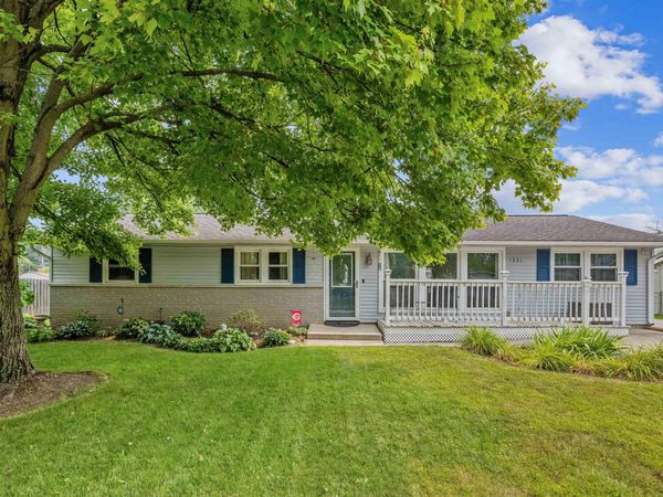 1331 Scots Lane, New Haven, IN 46774