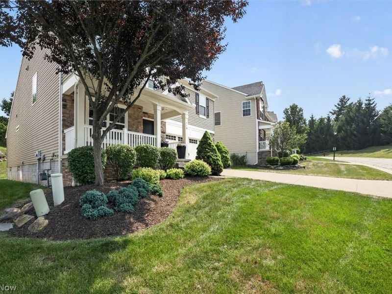 110 Trailhead Lane, Berea, OH 44017 Photo 5