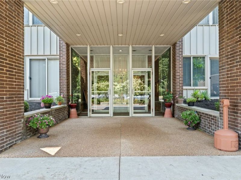 3064 Kent Road, Unit 101, Stow, OH 44224 Photo 2