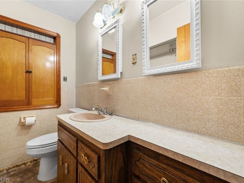 9405 Ansonia Avenue, Brooklyn, OH 44144 Photo 19