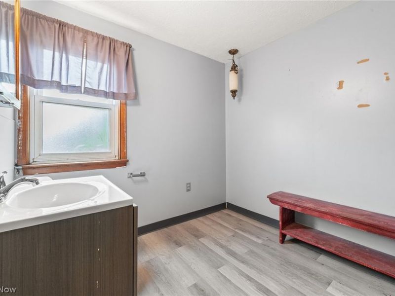 9405 Ansonia Avenue, Brooklyn, OH 44144 Photo 26