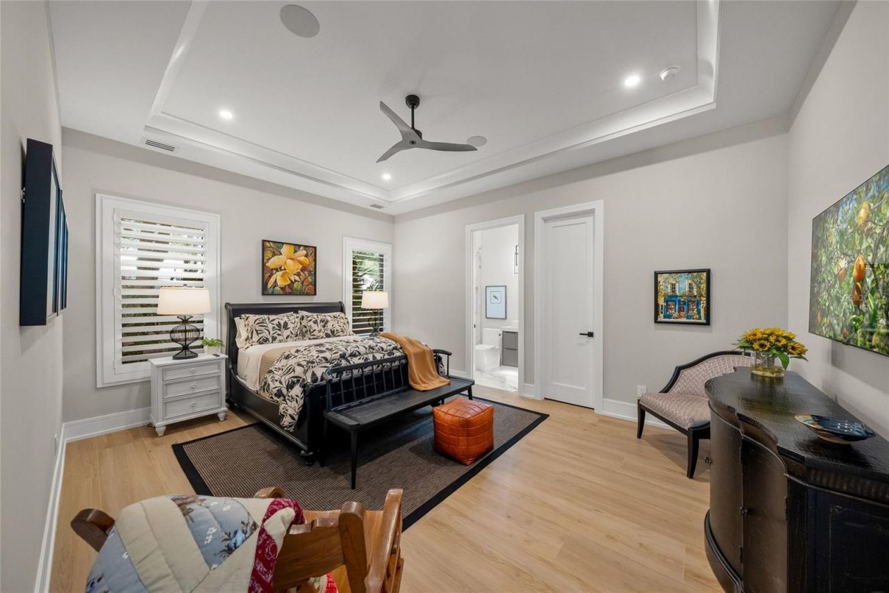 1555 Eastbrook Drive, Sarasota, FL 34231 Photo