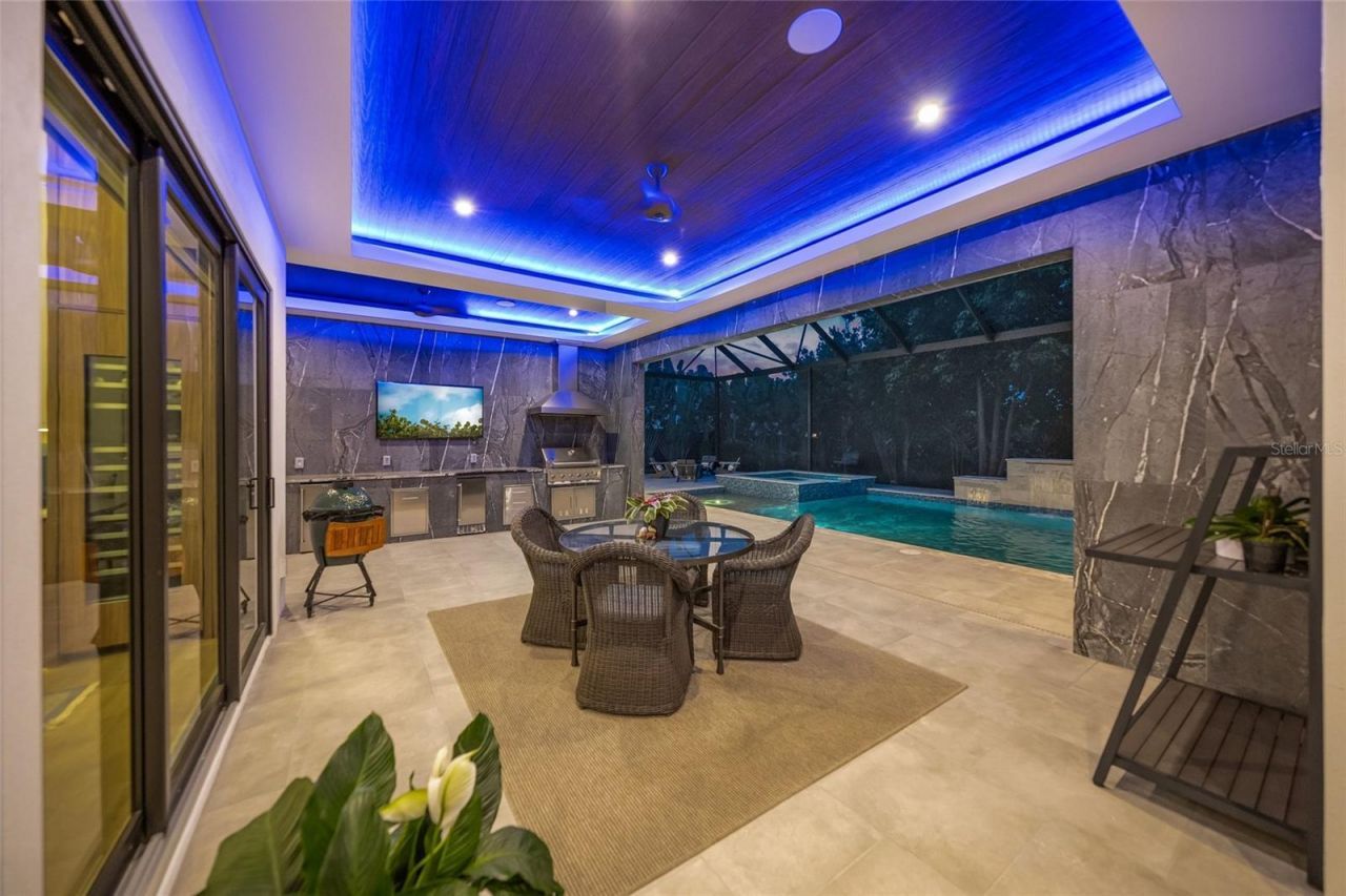 1555 Eastbrook Drive, Sarasota, FL 34231 Photo