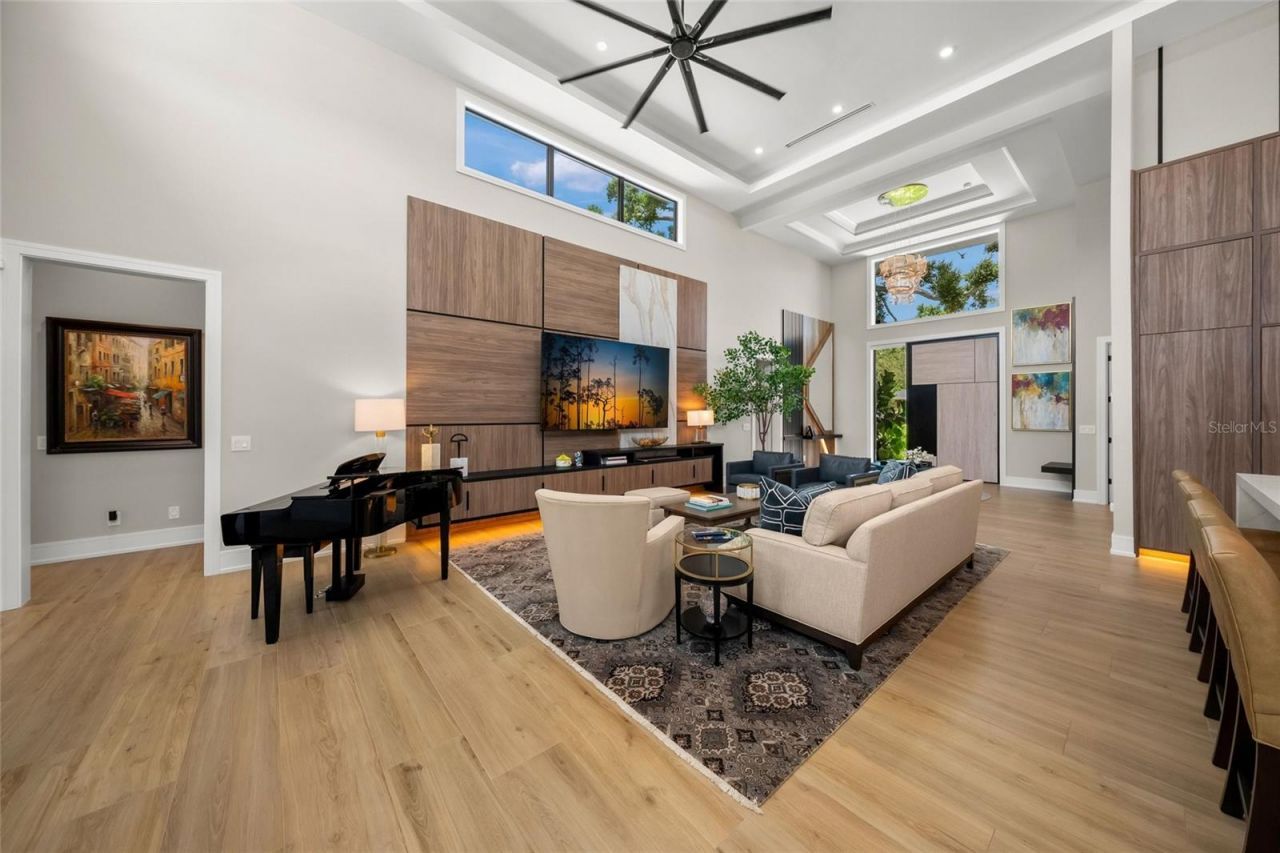 1555 Eastbrook Drive, Sarasota, FL 34231 Photo