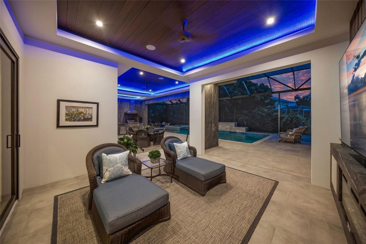1555 Eastbrook Drive, Sarasota, FL 34231 Photo