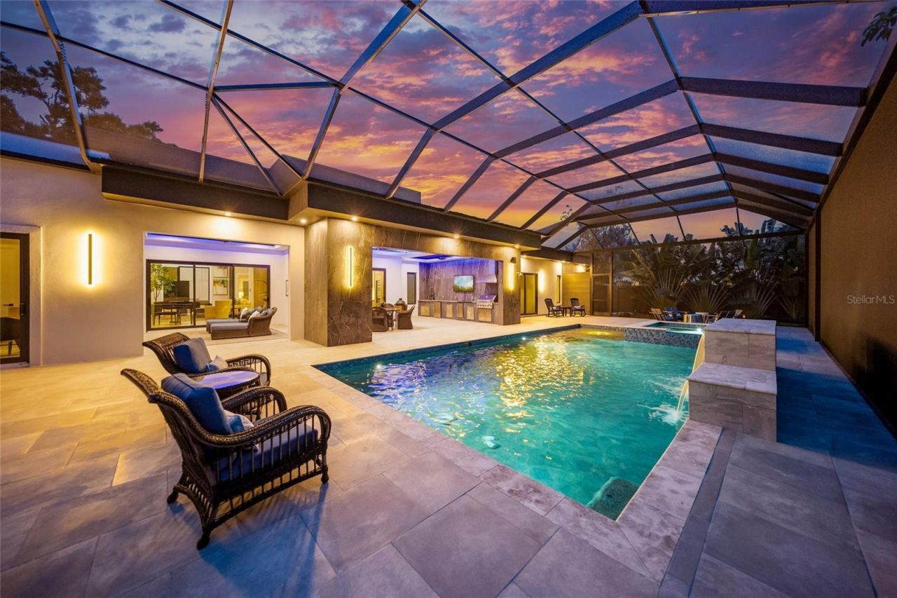 1555 Eastbrook Drive, Sarasota, FL 34231 Photo