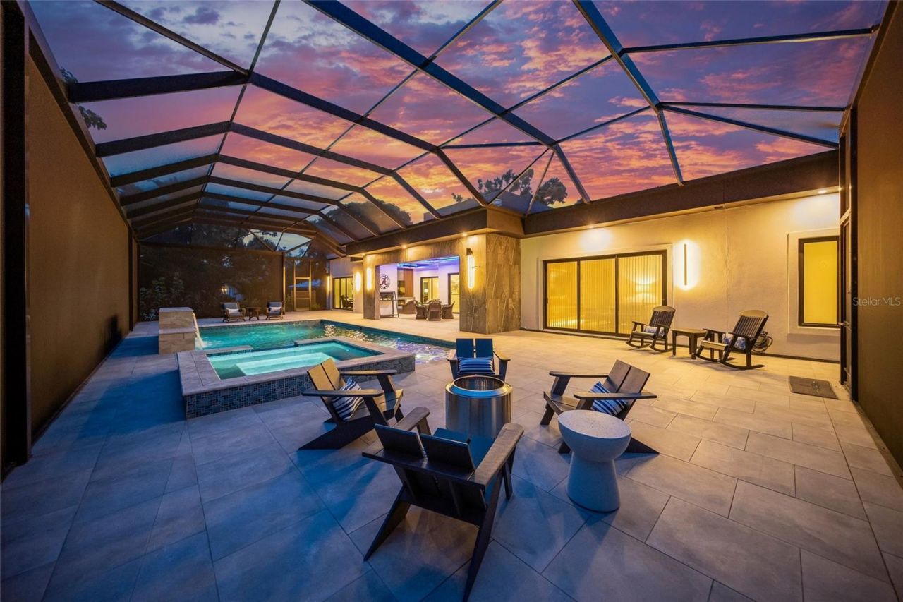 1555 Eastbrook Drive, Sarasota, FL 34231 Photo