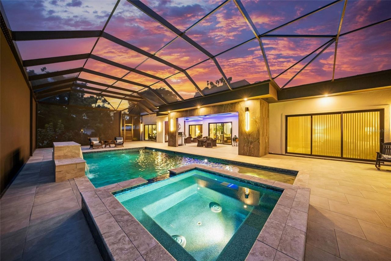 1555 Eastbrook Drive, Sarasota, FL 34231 Photo