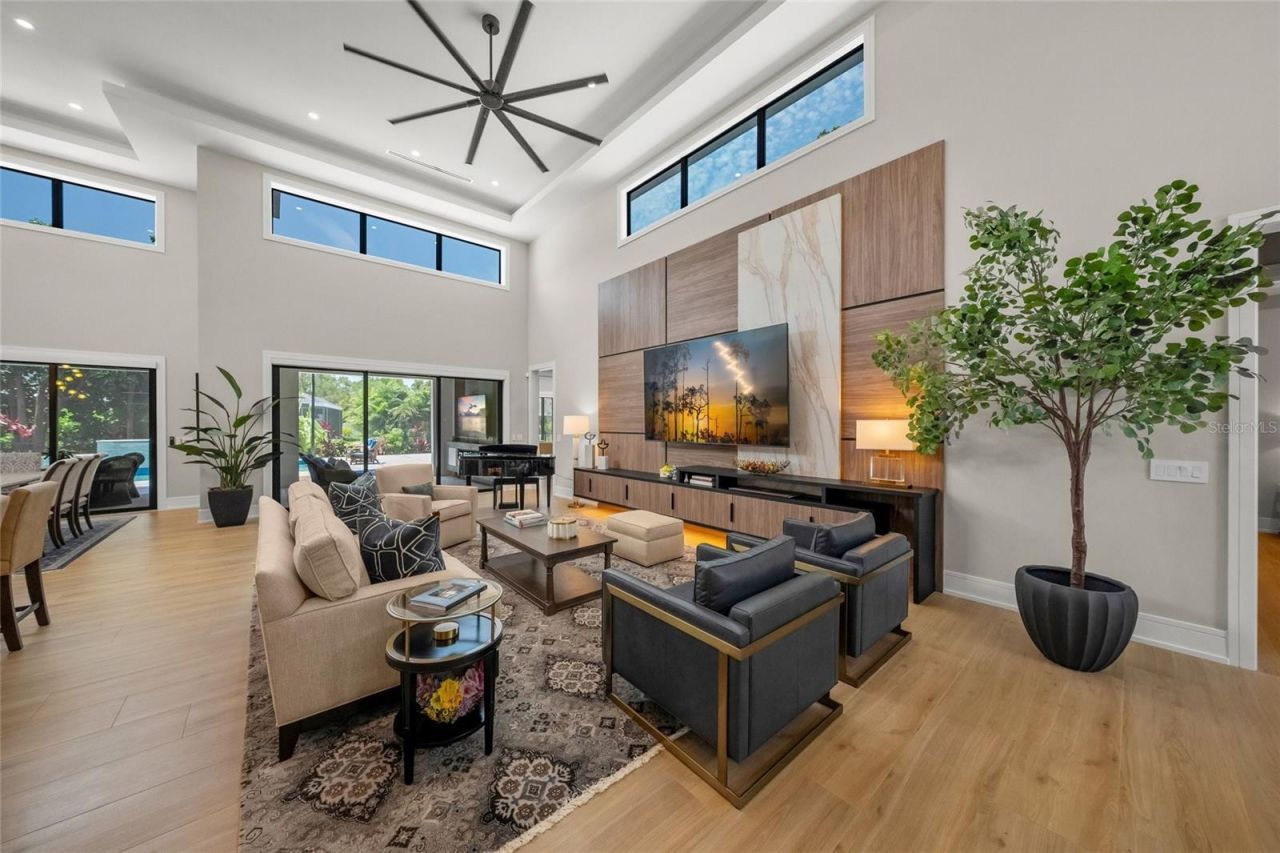 1555 Eastbrook Drive, Sarasota, FL 34231 Photo