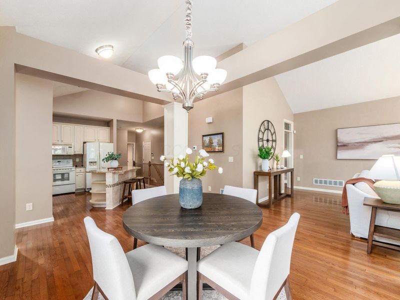 7338 Deer Valley Crossing, Powell, OH 43065 Photo 14
