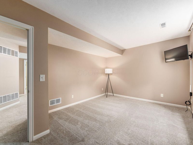 7338 Deer Valley Crossing, Powell, OH 43065 Photo 33