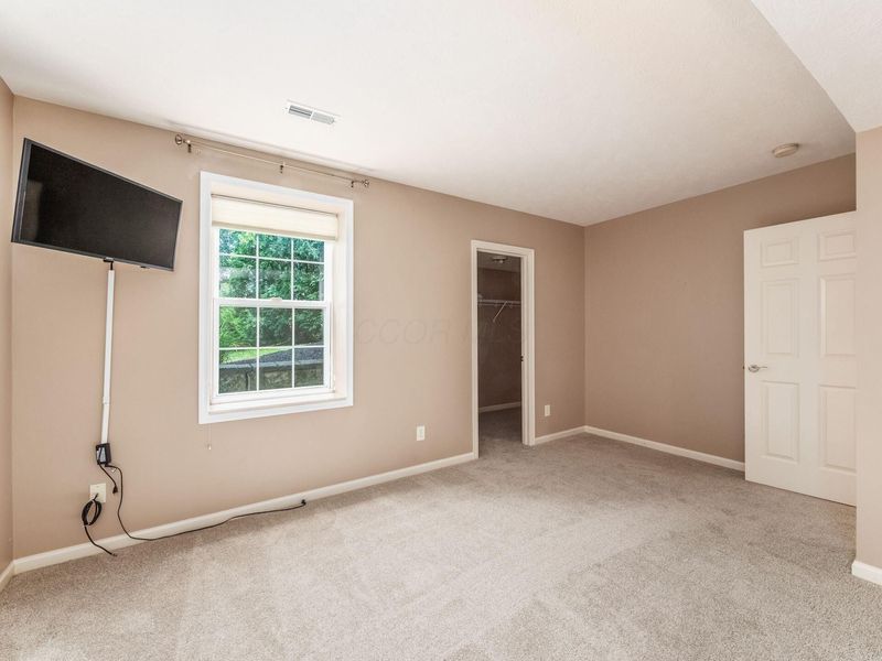 7338 Deer Valley Crossing, Powell, OH 43065 Photo 34