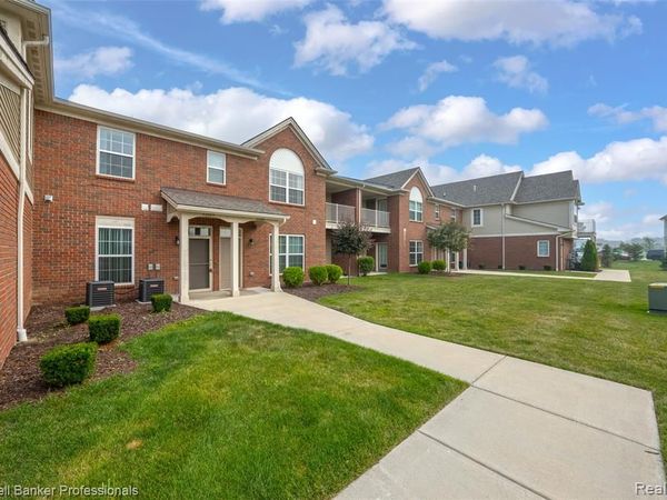 22026 Andover Drive, Macomb Twp, MI 48042