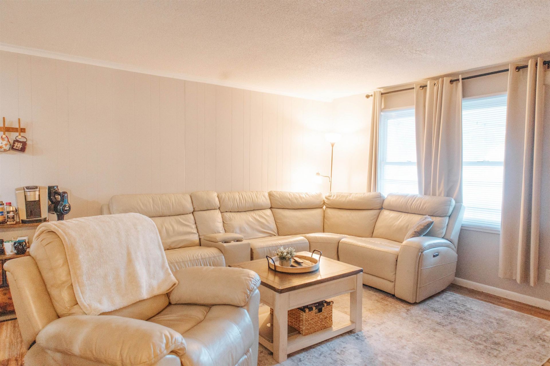 1298 Forestbrook Rd.  Photo 4
