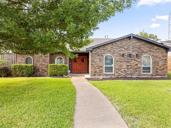 2902 High Plateau Drive, Garland, TX 75044