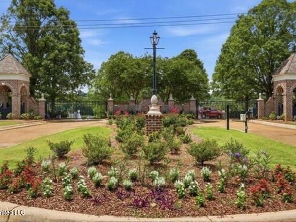 177 Chestnut Hill Road, Flora, MS 39071