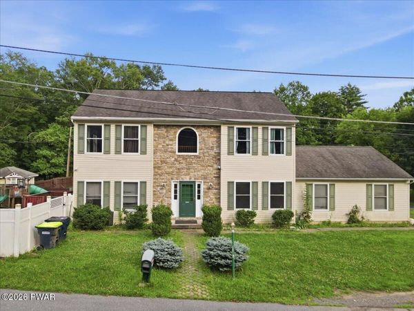3435 Poplar Street, Stroudsburg, PA 18360