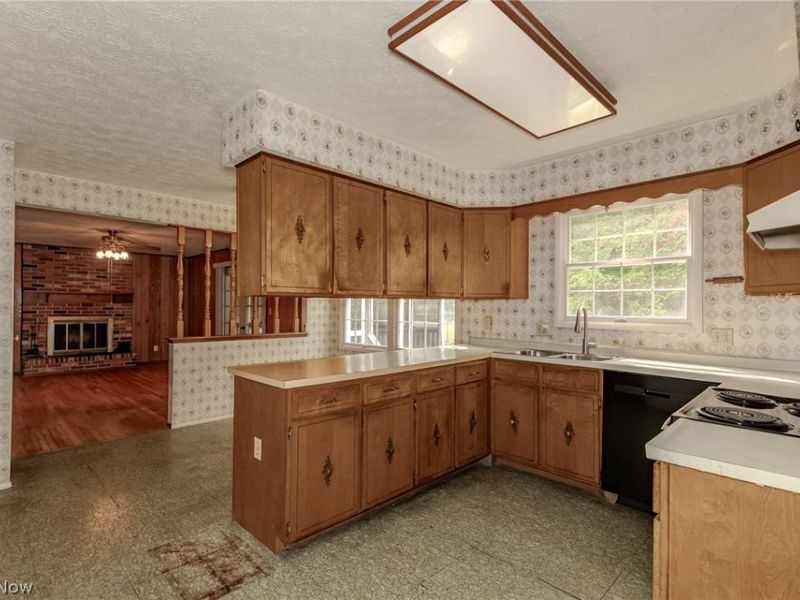 2218 Croydon Road, Twinsburg, OH 44087 Photo 7