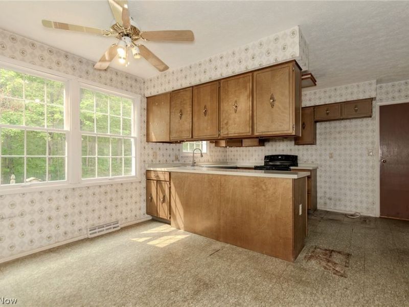 2218 Croydon Road, Twinsburg, OH 44087 Photo 9