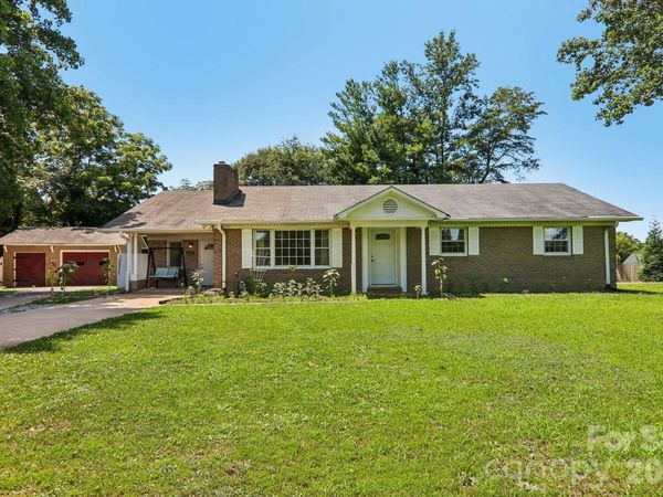 1153 Airport Road , Flat Rock, NC 28731