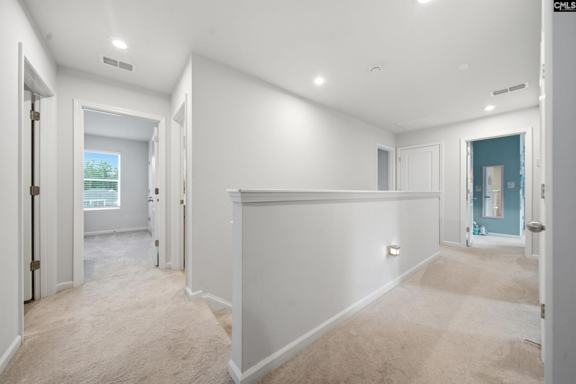348 Fox Glen Drive  Photo 24