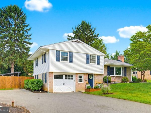 107 E PENN GRANT ROAD , WILLOW STREET, PA 17584