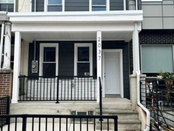 2037 E CUMBERLAND STREET , PHILADELPHIA, PA 19125