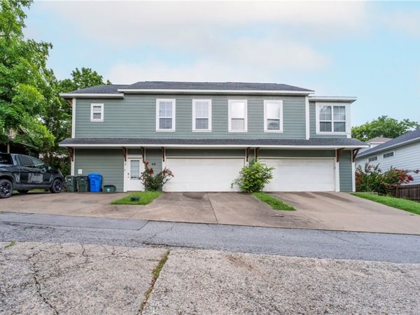 40 E Maple Street , Unit 3, Fayetteville, AR 72701