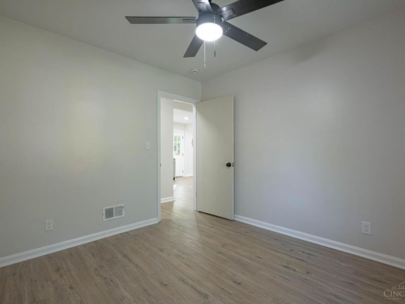 2803 Westbrook Drive, Cincinnati, OH 45211 Photo 14