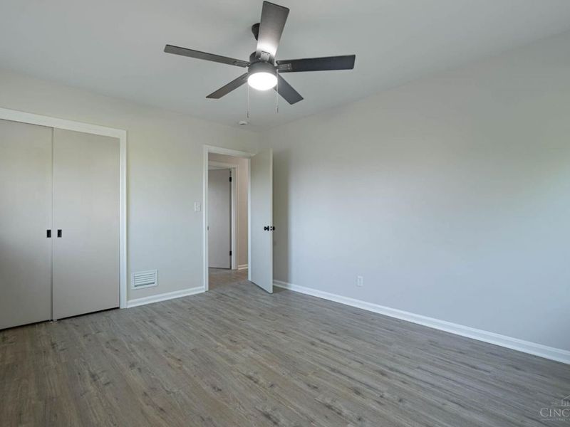 2803 Westbrook Drive, Cincinnati, OH 45211 Photo 18