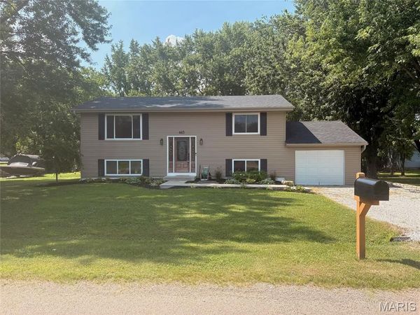 463 Tamarach Drive , Edwardsville, IL 62025