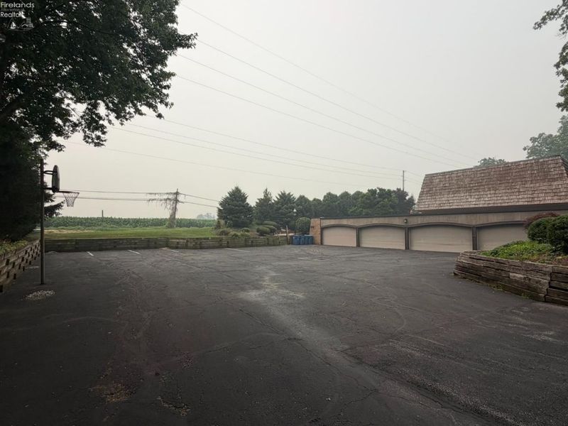 1120 By The Shores Drive, Unit 2, Huron, OH 44839 Photo 24