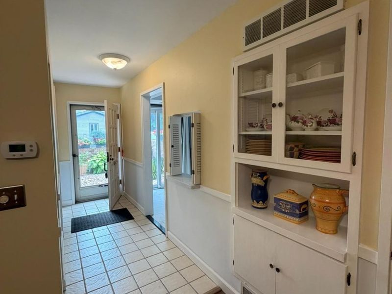 1120 By The Shores Drive, Unit 2, Huron, OH 44839 Photo 5