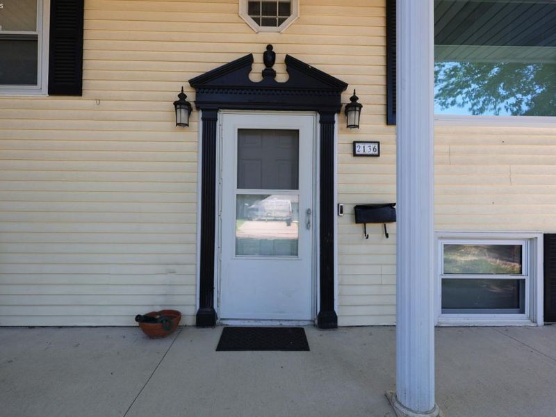 2136 S Oldgate Road, Sandusky, OH 44870 Photo 2