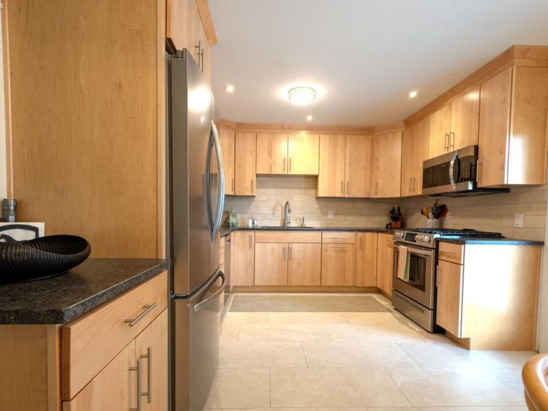 2136 S Oldgate Road, Sandusky, OH 44870 Photo 8