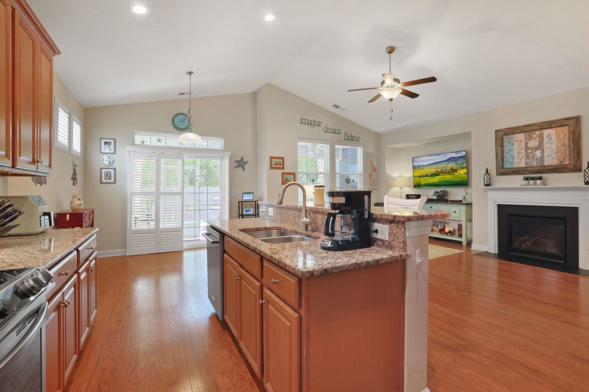 1493 Culbertson Ave. Photo 10